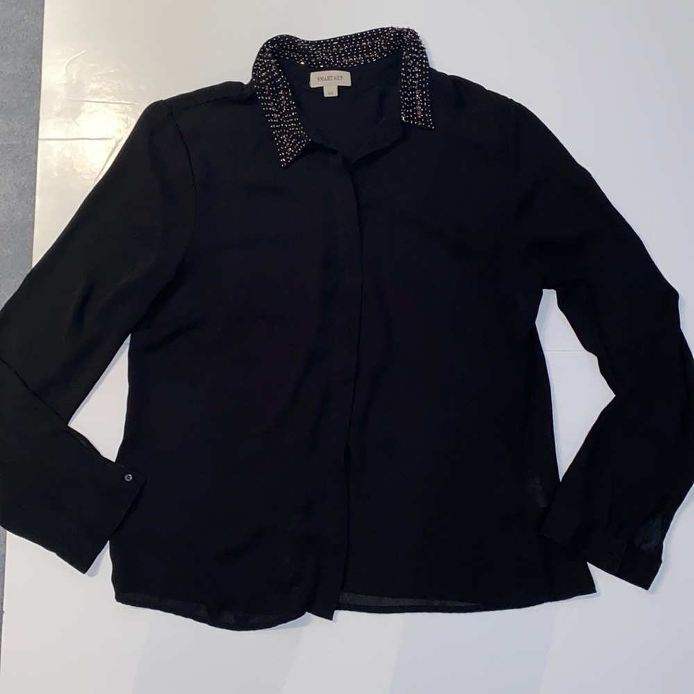 BLACK DRESS TOP SIZE L